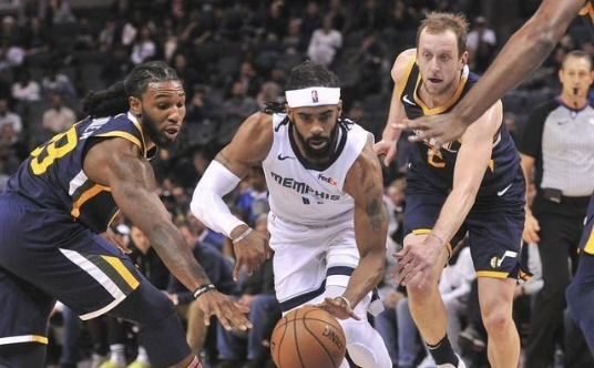  灰熊交易送走莫兰特，换回首轮签及防守悍将  